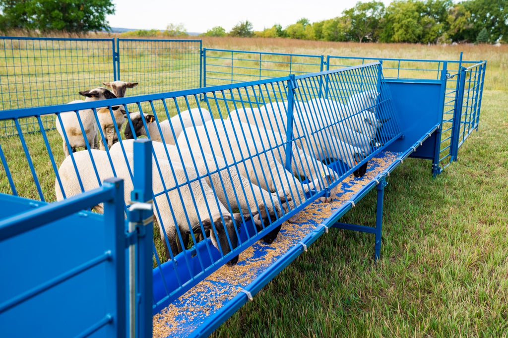 Line Feeder Machine Starter Vertical Fenceline Feeders (815/817) – Sydell, Inc