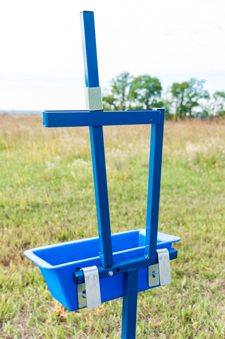 Hydraulic Stand w/735 Milking Stanchion for Sheep & Goats 0781 sheep and goat show stand for livestock handling and animal flow