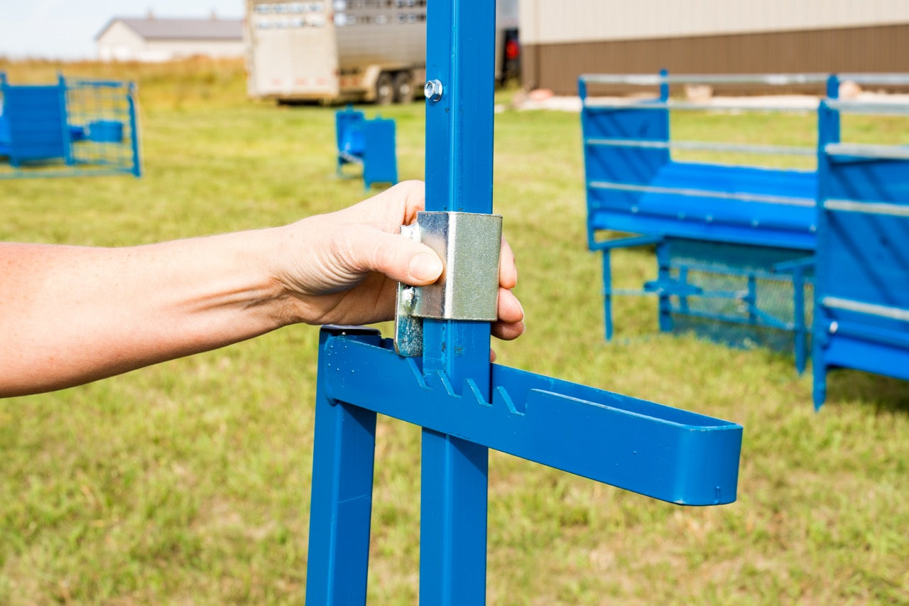 Sydell goat and sheep equipment milking head piece with poly feeder for milk stanchion milking goats and sheep