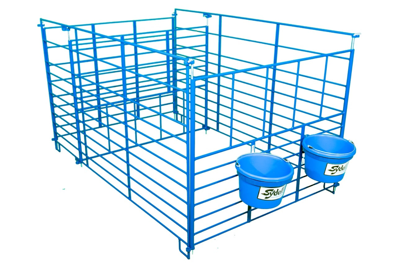 Sheep and goat kidding pen setup designed for safer handling and routine management