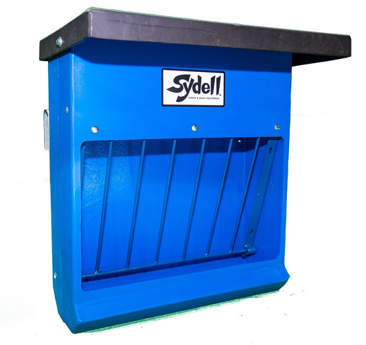 Sheep and goat grain feeder setup designed for safer handling and routine management