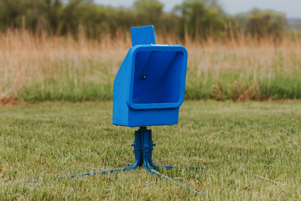 25 lb. Salt and Mineral Feeder, 4 Leg Base (804)