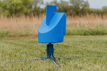 Bale feeder used for hoof trimming, sorting and controlled livestock movement