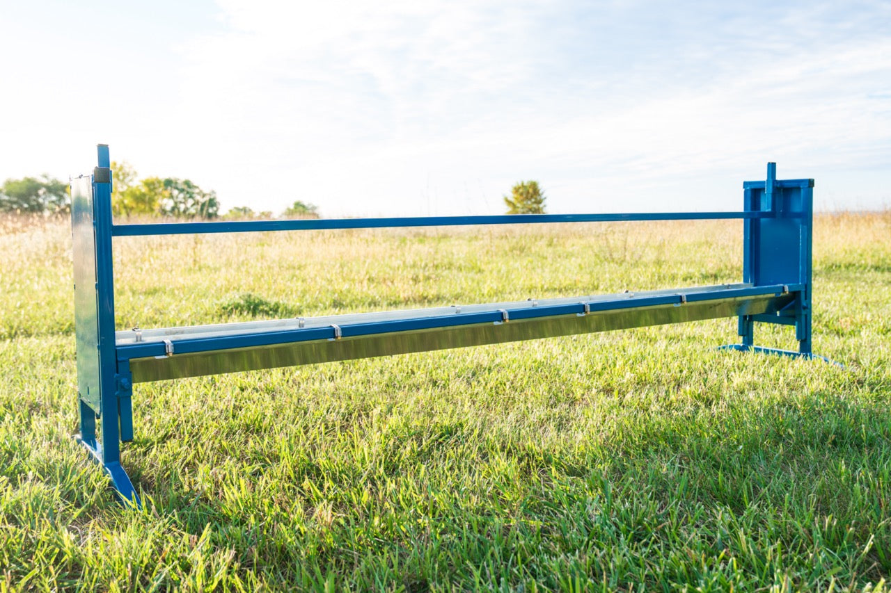 Feeding system used for hoof trimming, sorting and controlled livestock movement