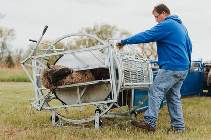 Sydell Deluxe Spin Doctor for tilting goats and sheep for hoof trimming sheep and goat equipment