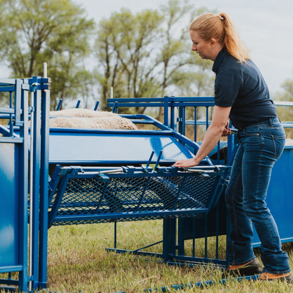 Tilt Table for Sheep & Goats Hoof Trimming | Sydell #0930