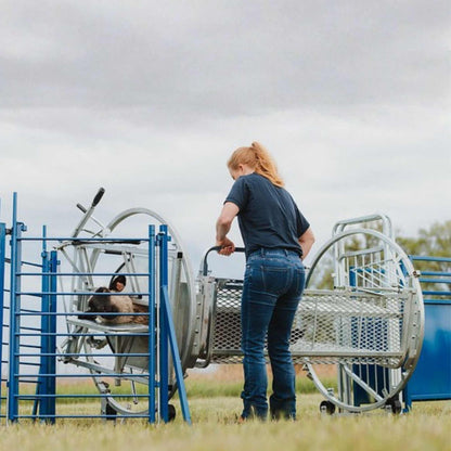 Deluxe Spin Doctor Sheep & Goat Hoof Trimming | Sydell  0938