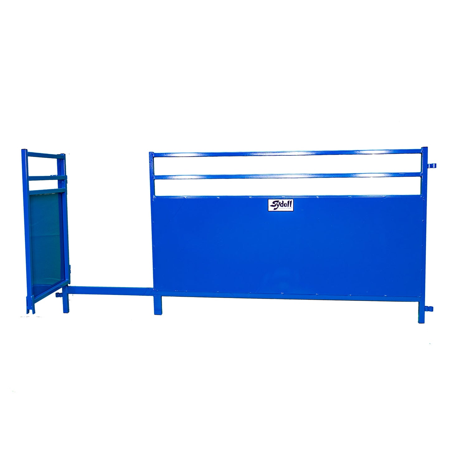 Sheep and goat handling equipment setup designed for safer handling and routine management